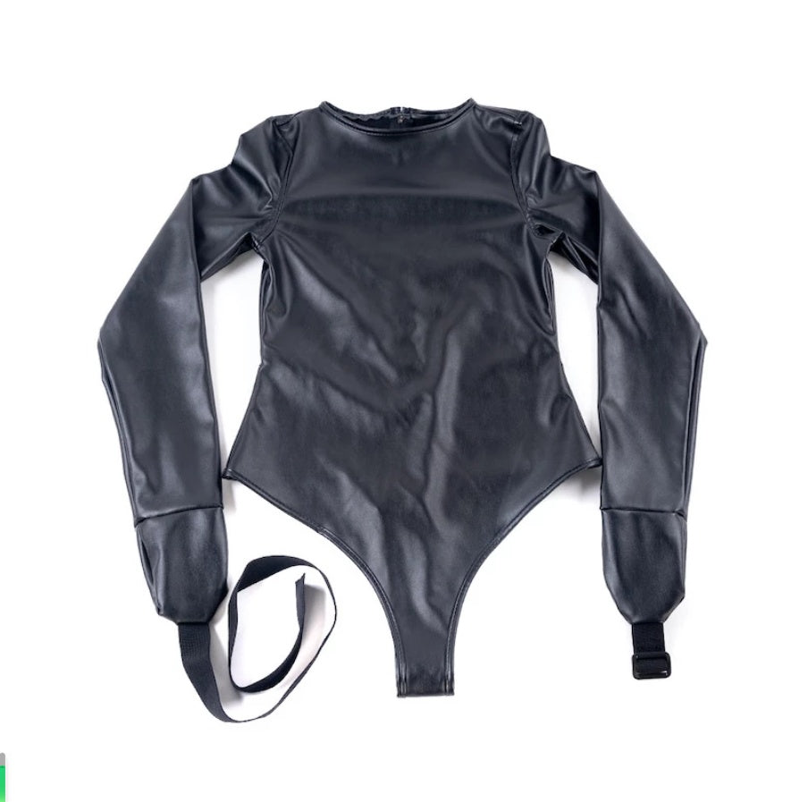 Binding and Restraining Clothing with Compulsory Clothing Ribbon