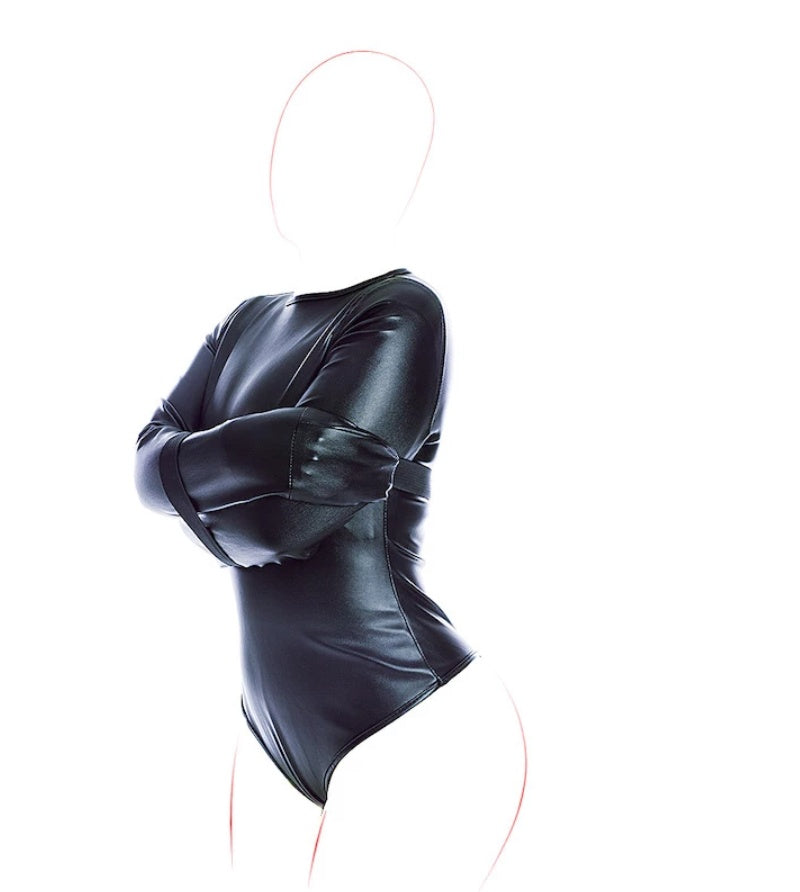Binding and Restraining Clothing with Compulsory Clothing Ribbon