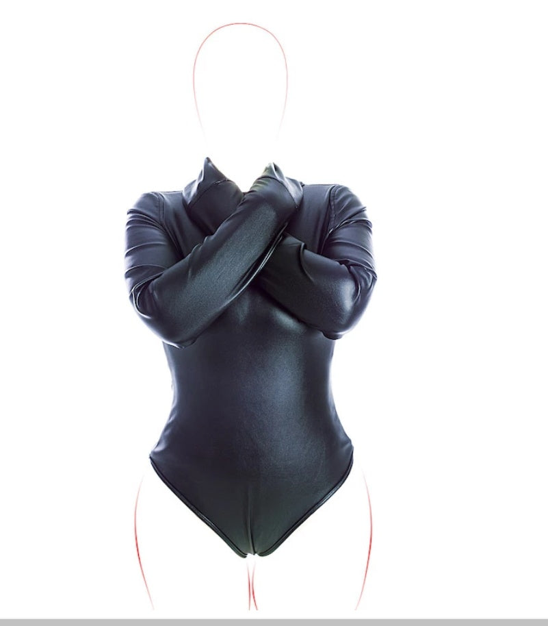 Binding and Restraining Clothing with Compulsory Clothing Ribbon